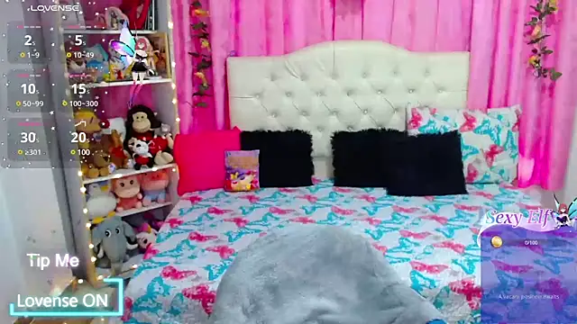 Snapshot of golden_girl01 chatting on March 5, 2025, 9:37 pm golden girl01 online show from March 5, 2025, 9:37 pm