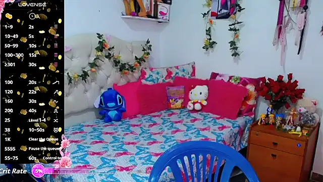 Snapshot of golden_girl01 chatting on December 3, 2025, 7:35 pm golden girl01 online show from December 3, 2025, 7:35 pm