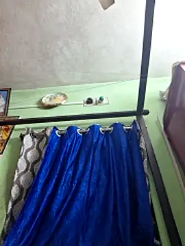 Mr-Mrs-couple online show from December 20, 2025, 6:11 pm