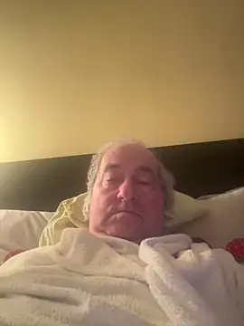 Snapshot of csikar chatting on February 5, 2026, 6:31 am csikar online show from February 5, 2026, 6:31 am