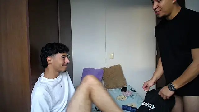 Snapshot of top_jax1 chatting on February 8, 2026, 10:51 pm top jax1 online show from February 8, 2026, 10:51 pm