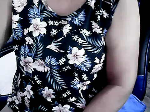 Snapshot of ChaChaMoreno_Palangga chatting on December 14, 2025, 12:28 am ChaChaMoreno Palangga online show from December 14, 2025, 12:28 am