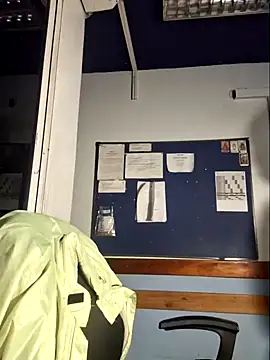 Snapshot of AbidingAuspices chatting on March 21, 2026, 10:46 pm AbidingAuspices online show from March 21, 2026, 10:46 pm