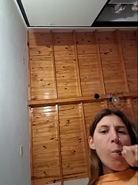 Snapshot of AbidingAuspices chatting on April 10, 2026, 3:46 am AbidingAuspices online show from April 10, 2026, 3:46 am