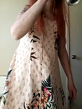 Snapshot of Niudla chatting on December 17, 2025, 6:29 am Niudla online show from December 17, 2025, 6:29 am