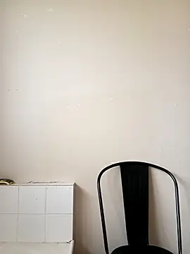 Snapshot of Niudla chatting on December 19, 2025, 11:51 pm Niudla online show from December 19, 2025, 11:51 pm