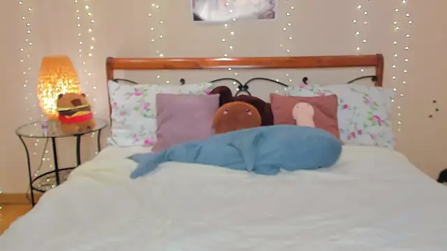 Snapshot of miya_soft chatting on March 1, 2026, 1:49 am miya soft online show from March 1, 2026, 1:49 am