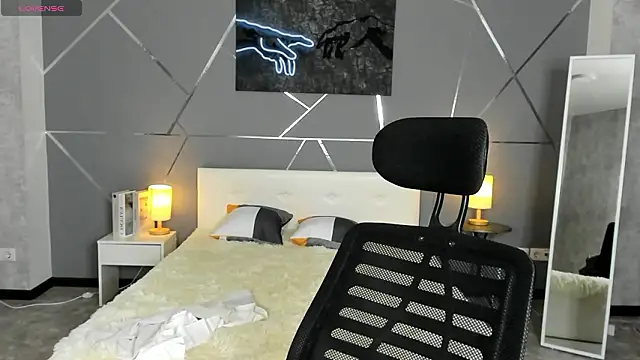 Snapshot of miss__evelyne chatting on January 15, 2026, 1:20 am miss evelyne online show from January 15, 2026, 1:20 am