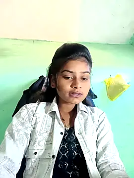 Sehjal sharma online show from December 23, 2025, 5:51 am