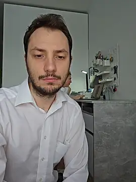 Snapshot of Lovebackground chatting on February 22, 2026, 9:44 am Lovebackground online show from February 22, 2026, 9:44 am