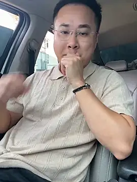 Snapshot of battman4488 chatting on March 5, 2026, 3:25 am battman4488 online show from March 5, 2026, 3:25 am