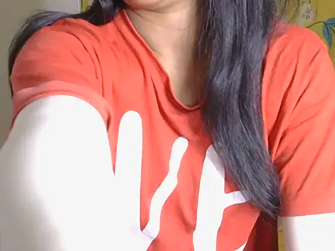 Snapshot of Cristina_love69 chatting on April 9, 2026, 5:42 am Cristina love69 online show from April 9, 2026, 5:42 am