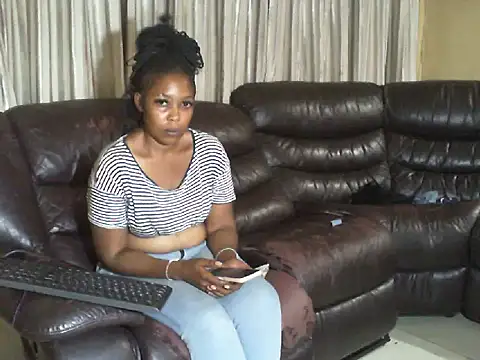 Snapshot of Caramel-goddess18 chatting on January 15, 2026, 10:35 pm Caramel-goddess18 online show from January 15, 2026, 10:35 pm