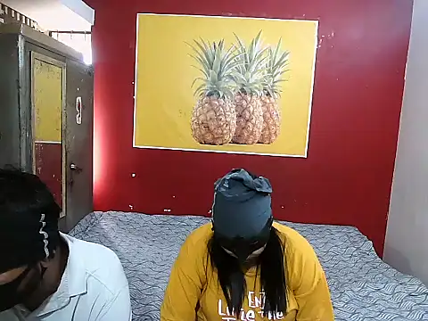 Lovelycouple25 online show from February 5, 2026, 6:20 am