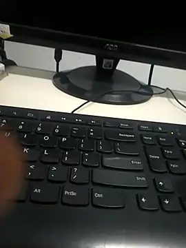 Snapshot of Mega3928 chatting on December 17, 2025, 4:23 pm Mega3928 online show from December 17, 2025, 4:23 pm