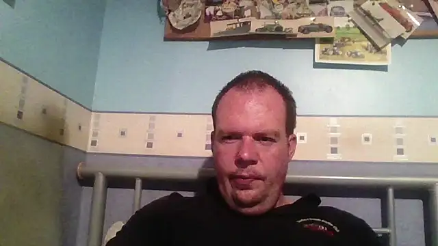 Snapshot of mrhardcock12 chatting on January 16, 2026, 9:08 pm mrhardcock12 online show from January 16, 2026, 9:08 pm