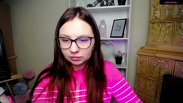 Snapshot of LiliaErmi chatting on December 15, 2025, 6:08 am LiliaErmi online show from December 15, 2025, 6:08 am