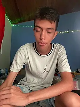 Snapshot of Juan_Gomezz26 chatting on April 17, 2026, 10:56 pm Juan Gomezz26 online show from April 17, 2026, 10:56 pm