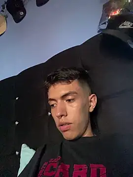 Snapshot of Juan_Gomezz26 chatting on April 4, 2026, 10:27 pm Juan Gomezz26 online show from April 4, 2026, 10:27 pm