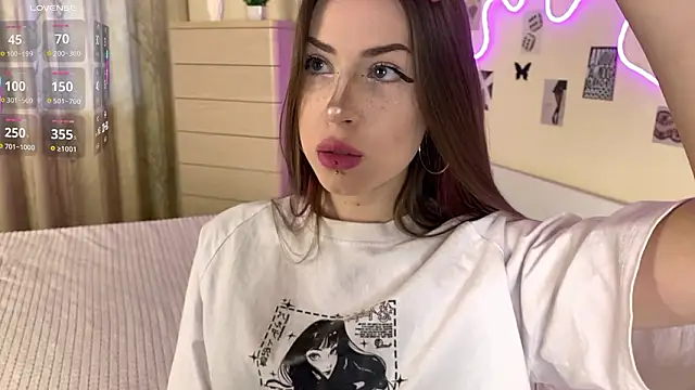 DreamyPalace online show from February 24, 2026, 1:23 pm