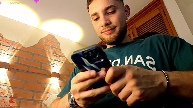 Snapshot of King_meruem chatting on February 18, 2026, 9:00 pm King meruem online show from February 18, 2026, 9:00 pm