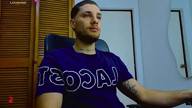 Snapshot of King_meruem chatting on January 17, 2026, 11:36 am King meruem online show from January 17, 2026, 11:36 am