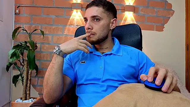 Snapshot of King_meruem chatting on February 12, 2026, 8:08 pm King meruem online show from February 12, 2026, 8:08 pm