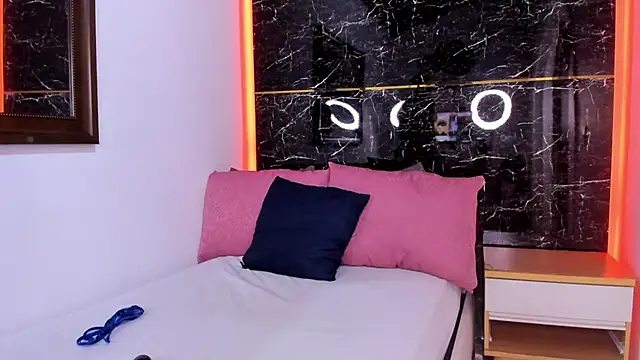 Snapshot of keyla_knowles chatting on February 2, 2026, 9:58 pm keyla knowles online show from February 2, 2026, 9:58 pm