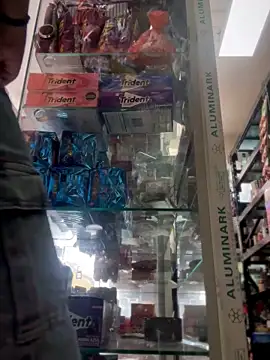 Snapshot of im_loreinnn chatting on December 16, 2025, 2:21 pm im loreinnn online show from December 16, 2025, 2:21 pm