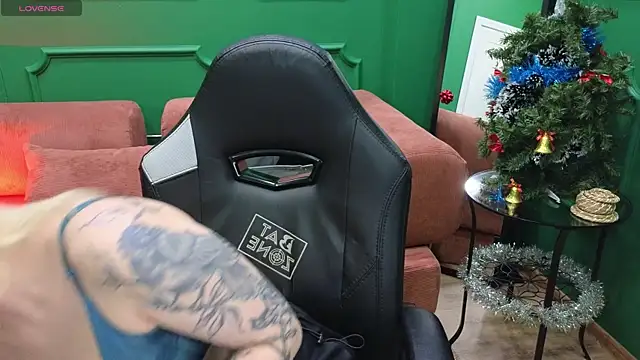 Snapshot of Aska_Asami chatting on December 16, 2025, 10:03 pm Aska Asami online show from December 16, 2025, 10:03 pm