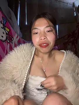 Snapshot of lux-su chatting on March 7, 2026, 2:40 am lux-su online show from March 7, 2026, 2:40 am