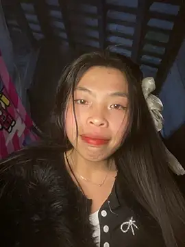 Snapshot of lux-su chatting on March 14, 2026, 2:56 pm lux-su online show from March 14, 2026, 2:56 pm