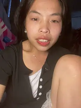 Snapshot of lux-su chatting on April 8, 2026, 11:12 am lux-su online show from April 8, 2026, 11:12 am