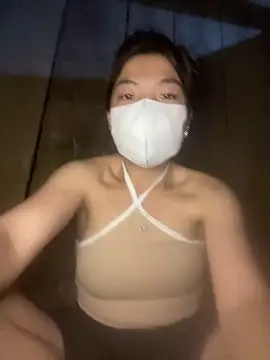 Snapshot of lux-su chatting on April 10, 2026, 1:29 pm lux-su online show from April 10, 2026, 1:29 pm