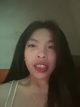 Snapshot of lux-su chatting on April 5, 2026, 1:12 am lux-su online show from April 5, 2026, 1:12 am