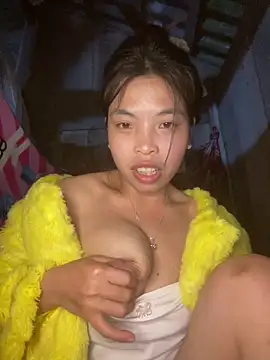 Snapshot of lux-su chatting on March 22, 2026, 2:29 pm lux-su online show from March 22, 2026, 2:29 pm