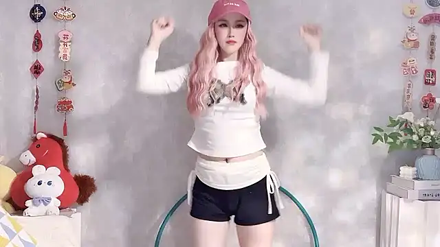 Snapshot of Pinkgirl520 chatting on March 29, 2026, 2:41 pm Pinkgirl520 online show from March 29, 2026, 2:41 pm