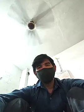 Snapshot of Niteenku chatting on April 16, 2026, 7:09 am Niteenku online show from April 16, 2026, 7:09 am