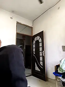 Snapshot of Niteenku chatting on April 12, 2026, 9:23 am Niteenku online show from April 12, 2026, 9:23 am