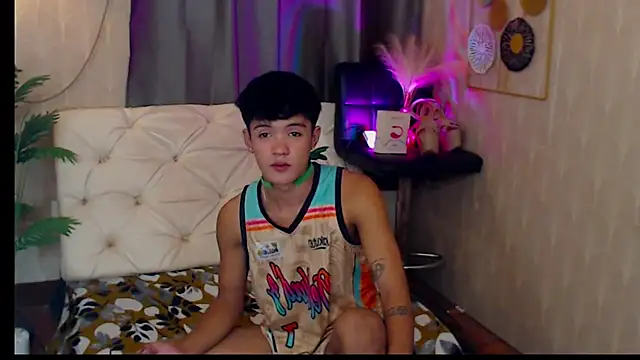 Snapshot of robin_hotcummerx chatting on December 15, 2025, 5:35 am robin hotcummerx online show from December 15, 2025, 5:35 am