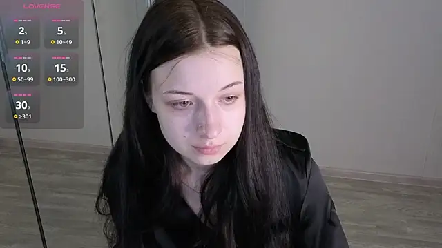 AlicePowells online show from July 13, 2026, 11:09 am