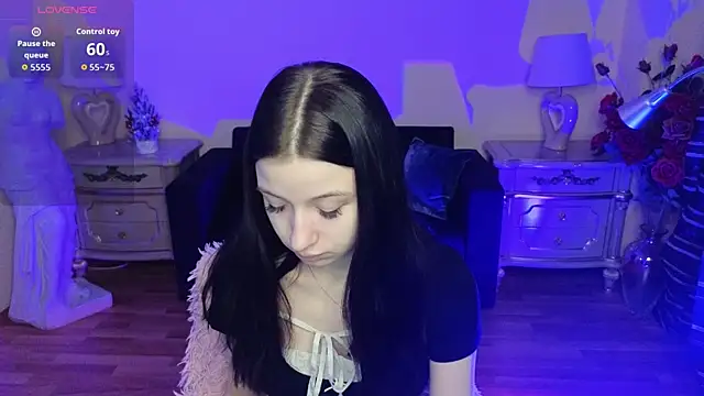 AlicePowells online show from January 13, 2026, 11:25 am