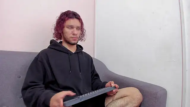 Snapshot of TAYSON_SCOTT chatting on February 17, 2026, 1:08 pm TAYSON SCOTT online show from February 17, 2026, 1:08 pm