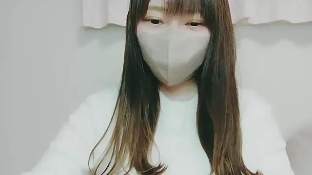 yuyuchan   online show from December 19, 2025, 10:06 am