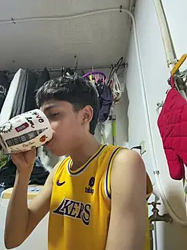 Andy Belier23 online show from March 28, 2026, 4:24 am