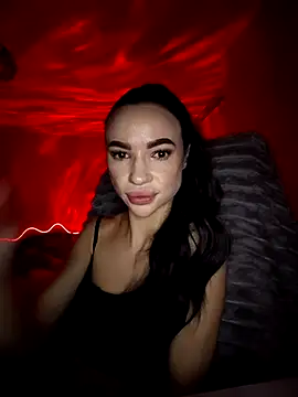 Snapshot of _Juliss_ chatting on December 14, 2025, 2:33 pm Juliss online show from December 14, 2025, 2:33 pm