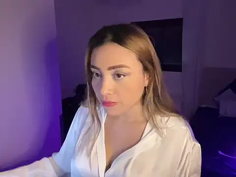 Snapshot of kamiDreams chatting on December 16, 2025, 1:15 pm kamiDreams online show from December 16, 2025, 1:15 pm