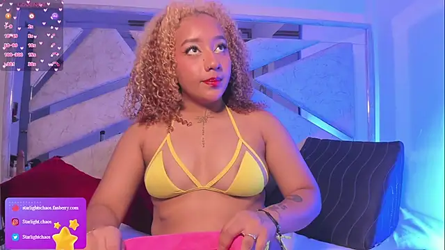 Snapshot of Starlights chatting on February 24, 2026, 1:45 pm Starlights online show from February 24, 2026, 1:45 pm