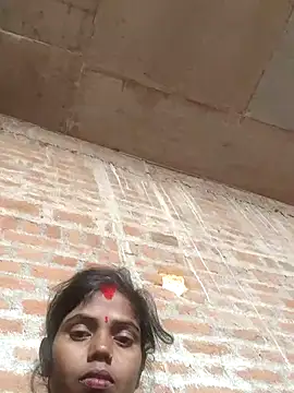 Snapshot of Soniya5533 chatting on December 15, 2025, 5:46 am Soniya5533 online show from December 15, 2025, 5:46 am