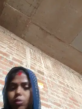 Snapshot of Soniya5533 chatting on December 16, 2025, 6:28 am Soniya5533 online show from December 16, 2025, 6:28 am